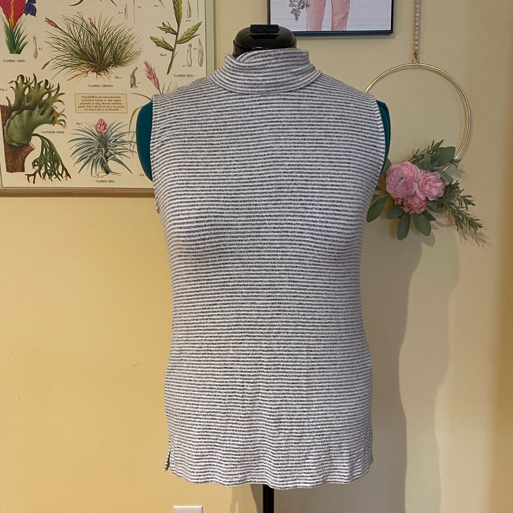 White House Black Market Gray and White Striped Top